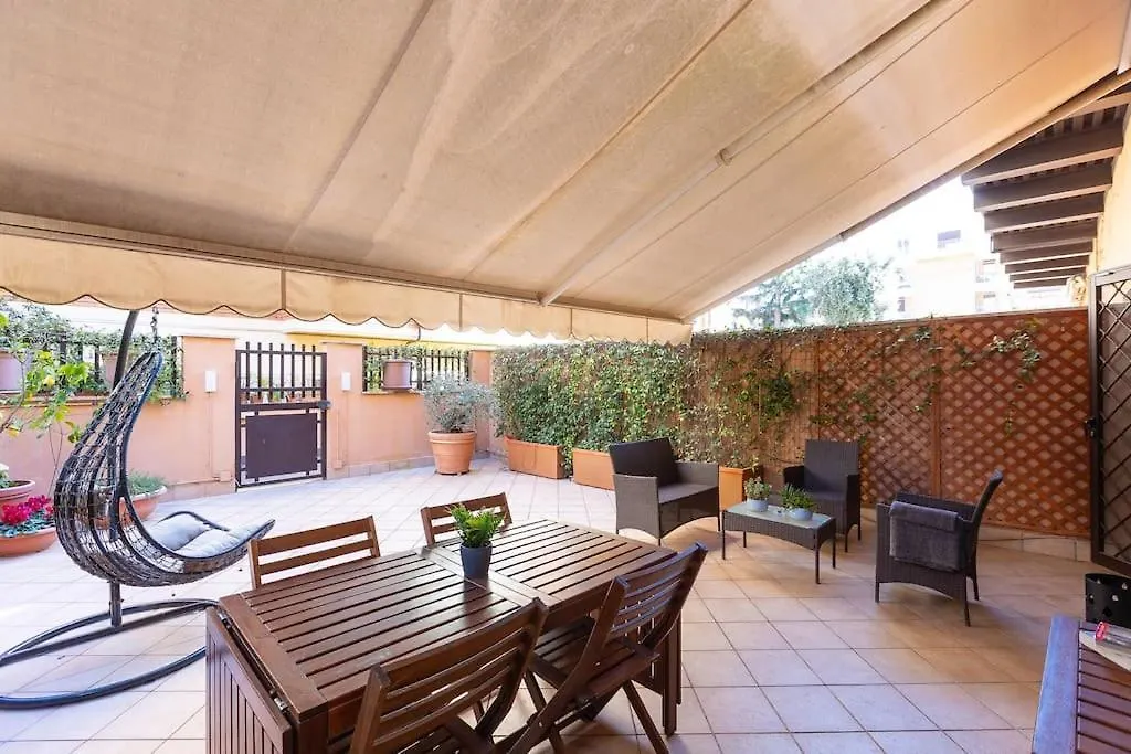 Romeo Garden By Rental In Rome 0*,