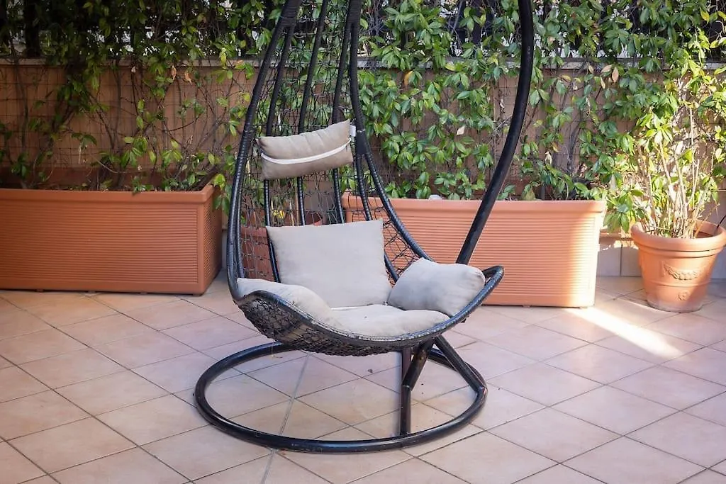 Romeo Garden By Rental In Rome Italy