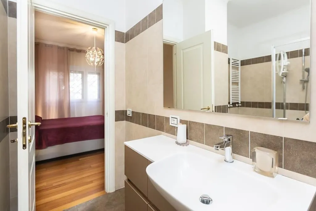 Romeo Garden By Rental In Roma